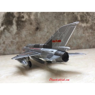 Mô hình Máy bay MIG 21 1:72