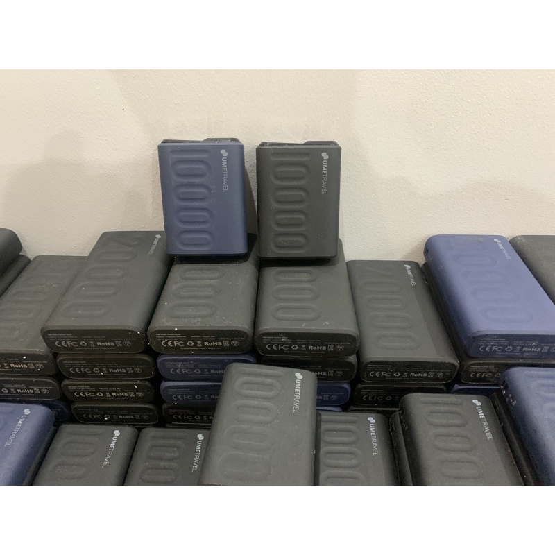 Pin sạc dự phòng Quick Charge Li-polymer 10000 mAh UMETRAVEL SKY10000