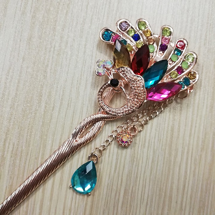 Trâm cài tóc đính hạt họa tiết chim công tua rua vintage