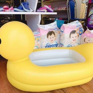 Chậu tắm phao vịt munchkin cho bé
