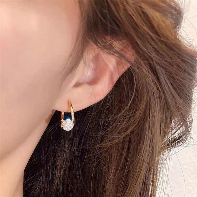 Bông Tai Hình Học Đính Kim Cương Phong Cách Mới Tinh Tế Thời Trang