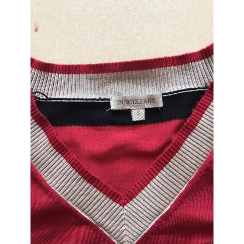 Thanh lý áo len Burhxzrry
