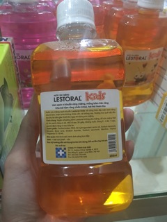 Nước súc miệng lestoral kid (chai 250ml)