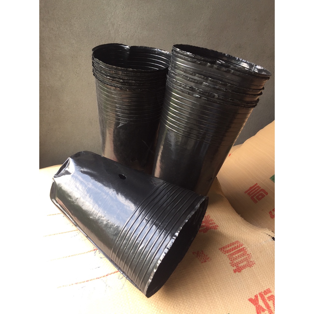 1 KG BẦU ƯƠM C18 (DỊCH TRUYỀN CHO CÂY, BẠT CHỐNG CỎ, KEO RUỒI VÀNG...)