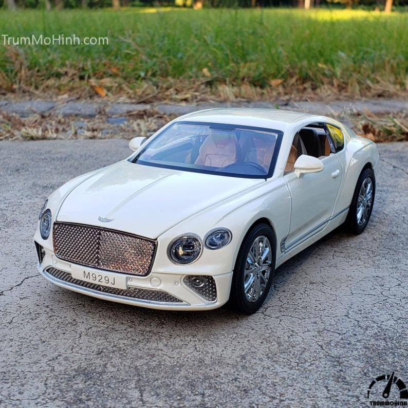 Mô hình xe Bentley Continental GT W12 1:24 XLG