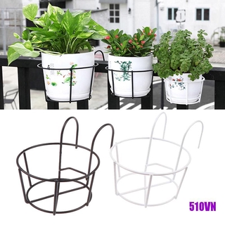 Giá đỡ chậu hoa hình tròn bằng sắt gắn ban công lan can hàng rào