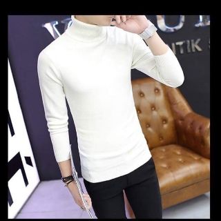 Áo len nam cổ lọ màu trắng