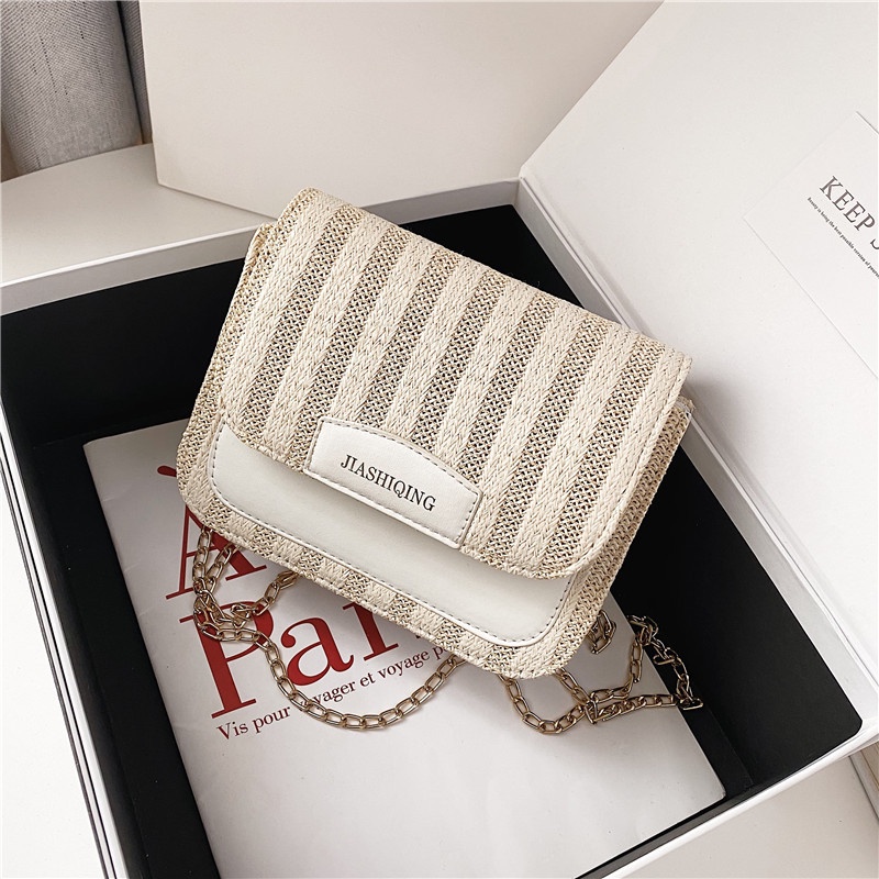 Túi Cói Đeo Chéo Thiết Kế Nhỏ Nhắn Phối Dây Xích Thời Trang Cao Cấp Cho Nữ