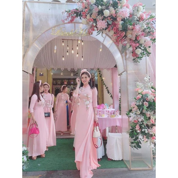 Cho thuê áo dài bưng quả giá 90k