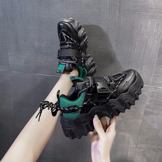 giày sneaker nữ chưa bao giờ hết hot