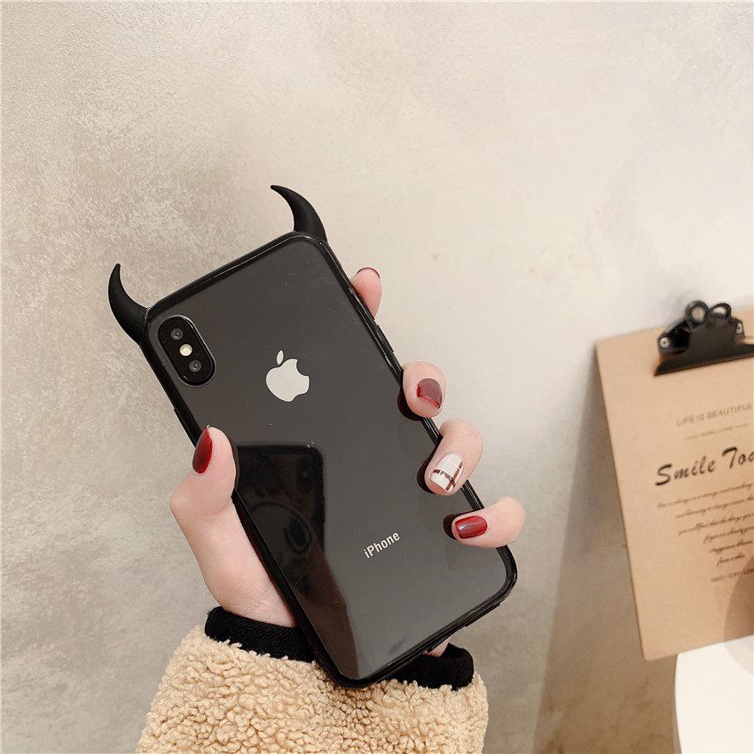 Có Iphone 11 / 11promax Ốp Lưng Điện Thoại Đính Sừng Ác Quỷ Dành Cho Iphone 6/ 6s/ 6s Plus/ 7Plus/ X/ Xs max - Dino Cas