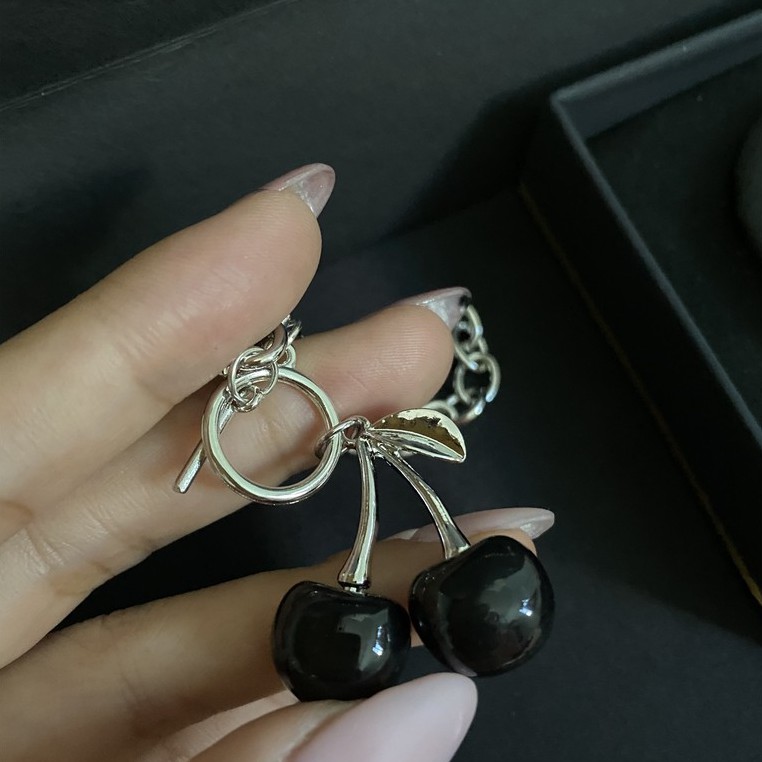 Cặp vòng tay và vòng cổ hợp kim black cherry ULA SHOP phong cách cá tính Hip Hop