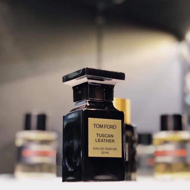 Nước hoa Tom Ford Tuscan Leather EDP 5ml/10ml/20ml ❄𝑴𝒊𝒏𝒊𝒔𝒕𝒐𝒓𝒆𝟐𝟎𝟓 ❄ | Thế Giới Skin Care