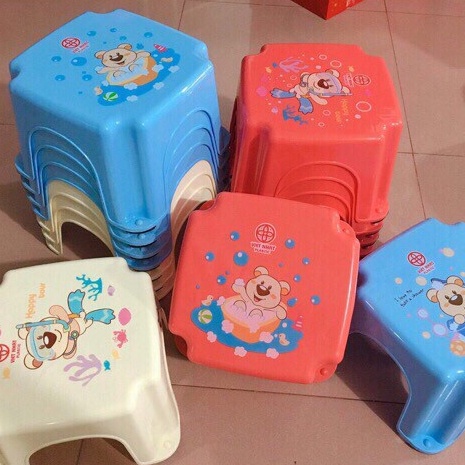Ghế ngồi  có chân cao su chống trơn