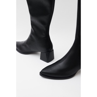 0822 - ANDREA KNEE HIGH BOOTS