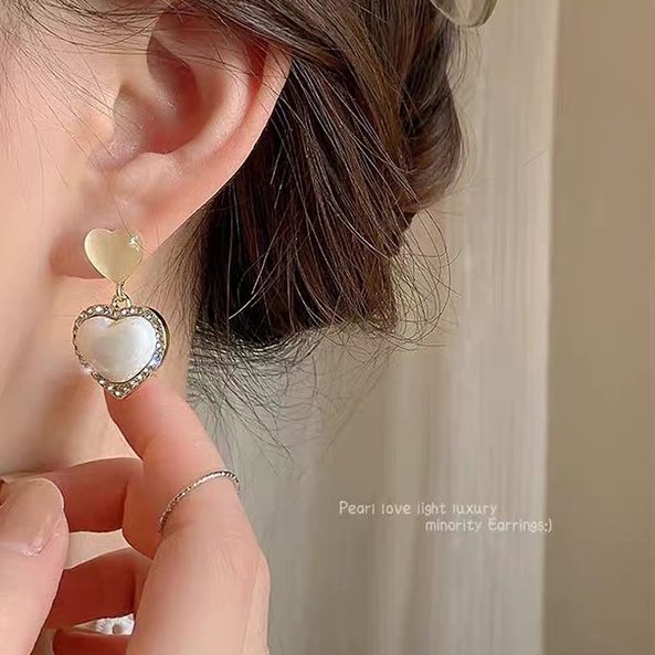 Bông Tai Hình Hoa Bướm Đính Ngọc Trai Phong Cách Hàn Quốc Cổ Điển Thời Trang Mùa Hè Cho Nữ