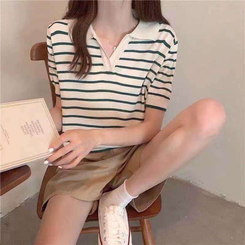 [ CÓ ẢNH THẬT + VIDEO TỰ QUAY ] Áo Phông Kẻ Ngang Cổ Sơ Mi Kẻ Ngang Dáng Ngắn Có 4 Màu Cực Xinh Nha | BigBuy360 - bigbuy360.vn