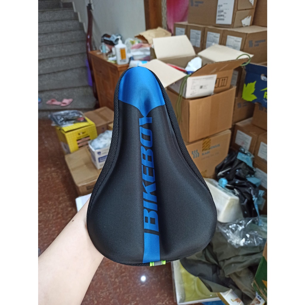 Bọc yên xe đạp thể thao , tặng kèm áo chống nước cho yên xe