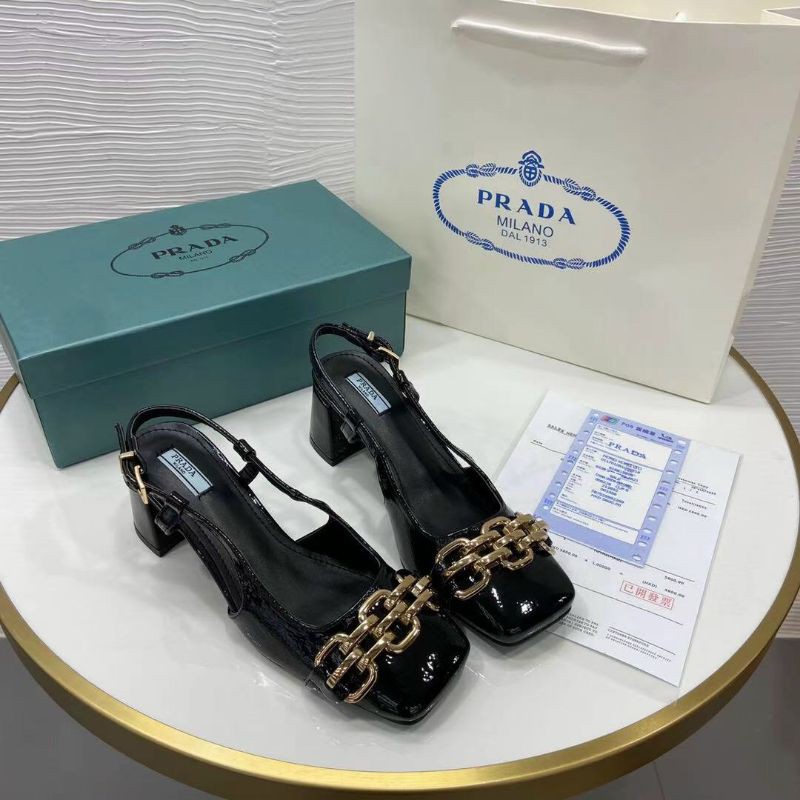 J(ẢNH THẬT) Sandal 5p Prada Quai Xích Mắc Cài Mũi Vuông Da Bóng Mềm Êm Fullbox Bill Túi Cao Cấp