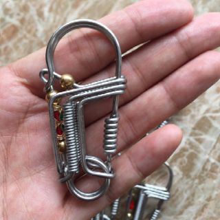 Móc khoá uốn thủ công