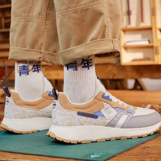 Giày Thể Thao Phong Cách Retro Thoáng Khí Mềm Mại Cho Nam