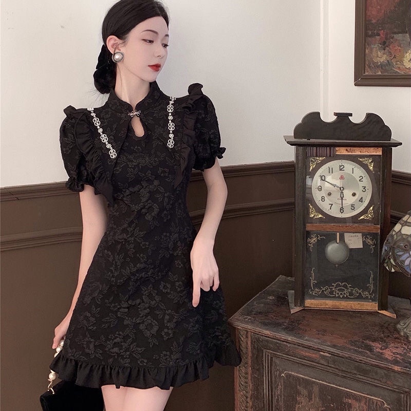 Đầm sườn xám phong cách Trung Hoa tay ngắn