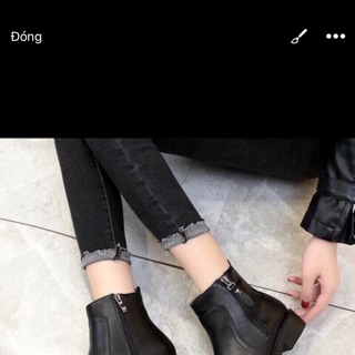 Giày den siêu đẹp ạ,