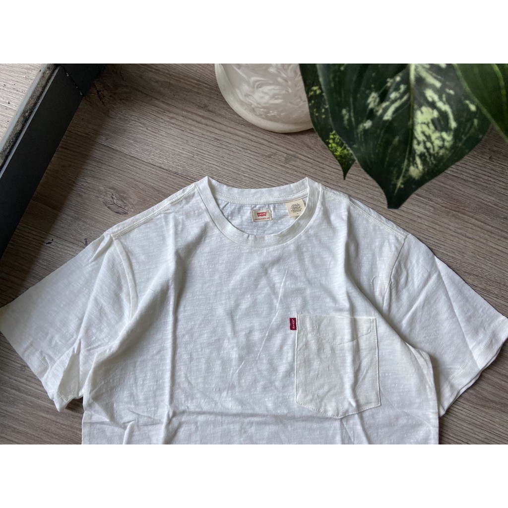 ÁO THUN LEVIS TÚI