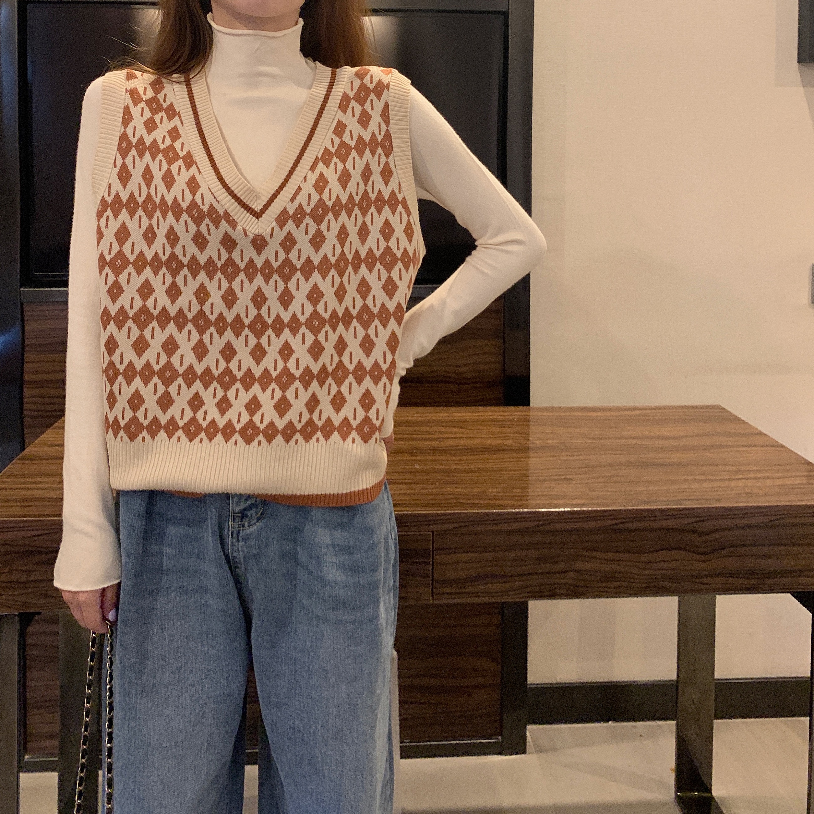 Áo Len Nữ Không Tay Cổ Chữ V Dáng Rộng Phong Cách Hàn Quốc | BigBuy360 - bigbuy360.vn