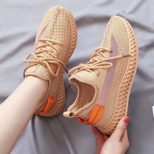 Giày thể thao đế tổ ong hottren 2019