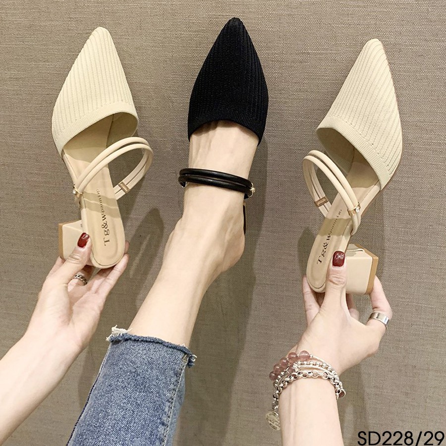 Giày Sandal Nữ Tg&amp;W Mũi Nhọn Đi Được 2 Kiểu Gót Vuông Cao 5P - Chất Da Mờ Phối Vải Sợi SD228/29