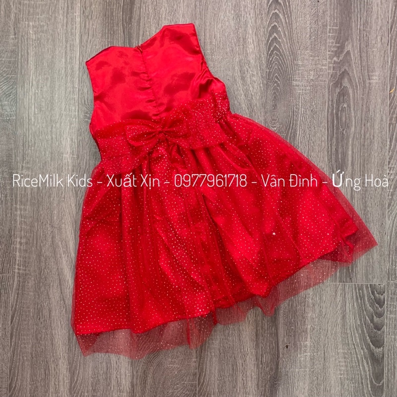 Váy đỏ diện tết cho bé gái hàng thiết kế