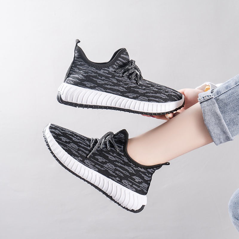 Giày Sneaker Nữ Thể Thao YZ Mềm Mại Co Dãn Form Ôm Chân