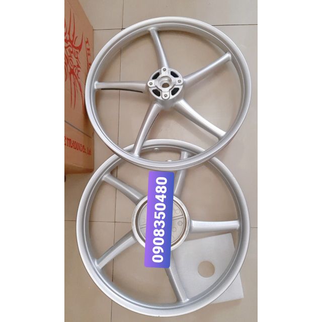 Bánh căm 5 cây kiểu RCB gắn EXCITER đời 2010 và siurut 1 đĩa gắn như zin