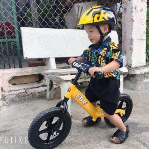 Xe thăng bằng em bé vàng cho bé 18 tháng đến 6 tuổi