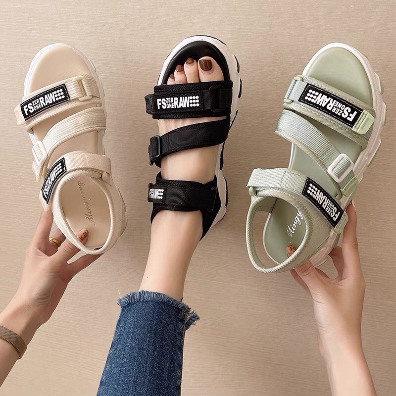 SANDAL CHỮ FS SIÊU HÓT