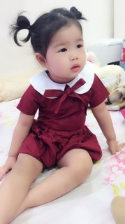Bộ Romper bé gái màu mận