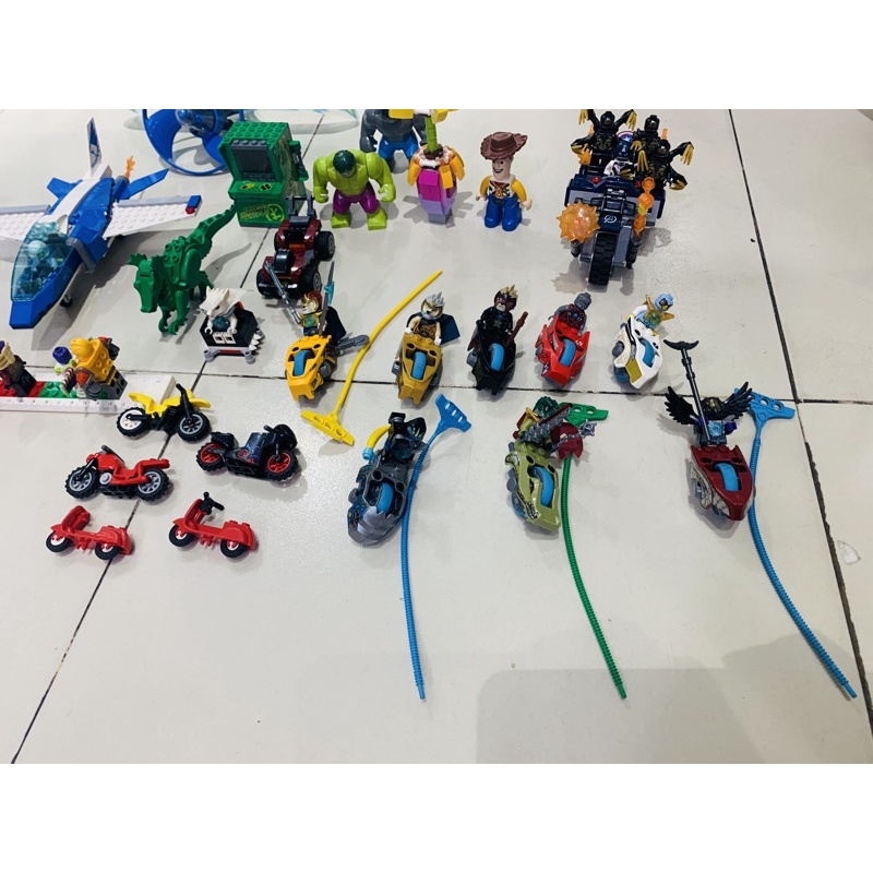 Đồ chơi xếp hình Xe Lego Chima hàng chính hãng ( Used)