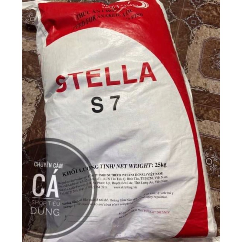 Cám STELLA 40% Đạm Nổi Cho Cá Koi, Cá Lóc cá diêu hồng cá rô phi cá chép mè cá trê Cám stella 11kg