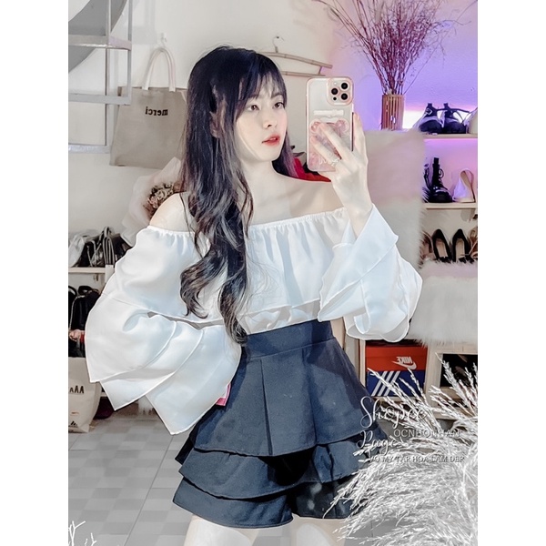 Set áo bẹt vai tay loe tầng phối chân váy tầng