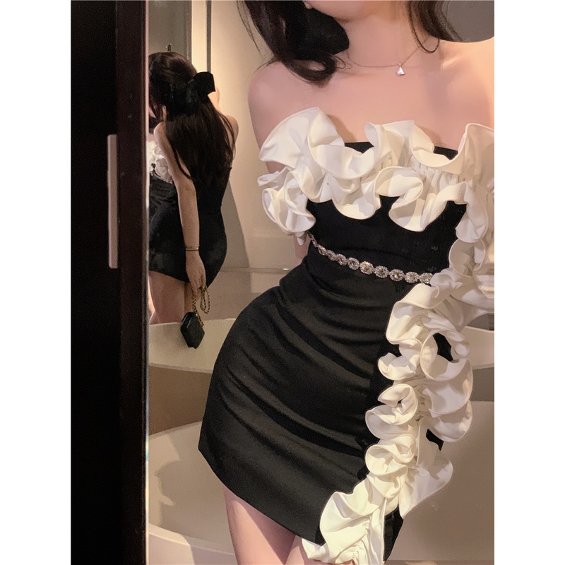 Set Áo Trắng Đen Và Chân Váy Hoa Thời Trang Cao Cấp Cho Nữ