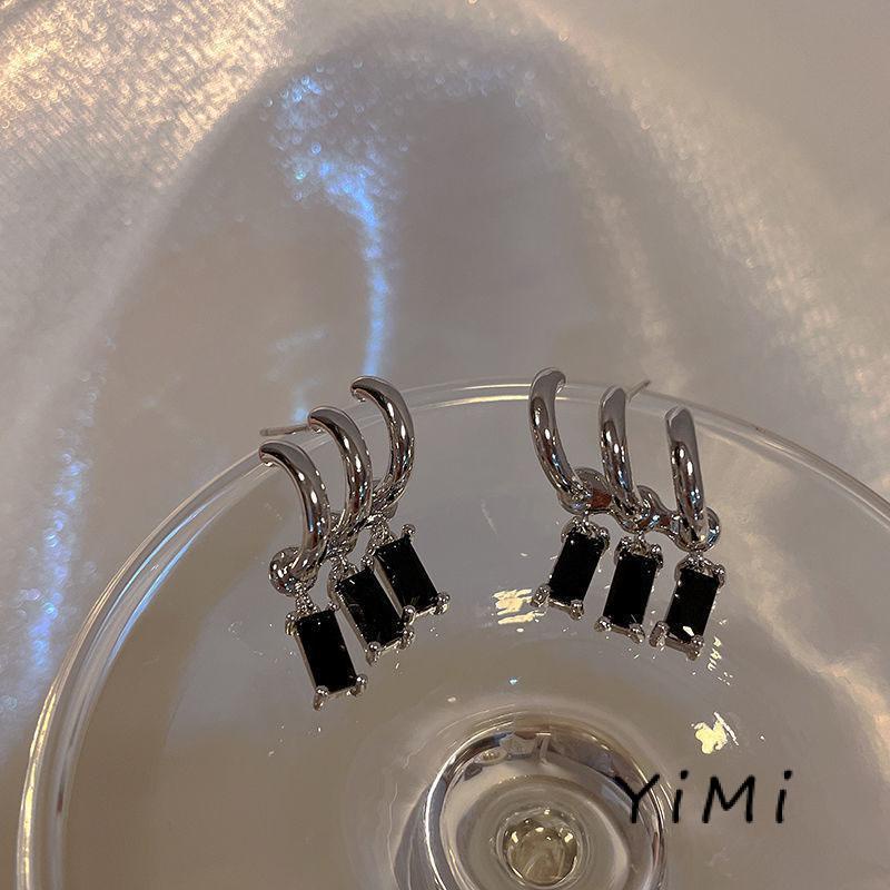 Bông Tai Mạ Bạc 925 Đính Đá Zircon Đen Phong Cách Hip Hop Cổ Điển Cá Tính Cho Nữ