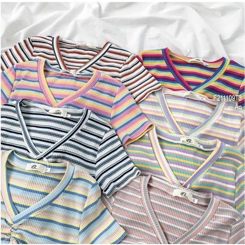 Áo gân sọc rút dây giữa cổ tim tay con!