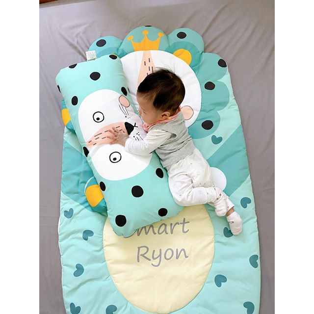Bộ gối ôm hình thú cưng và thảm chống thấm cho bé nhập khẩu Bonitabebe  Hàn Quốc