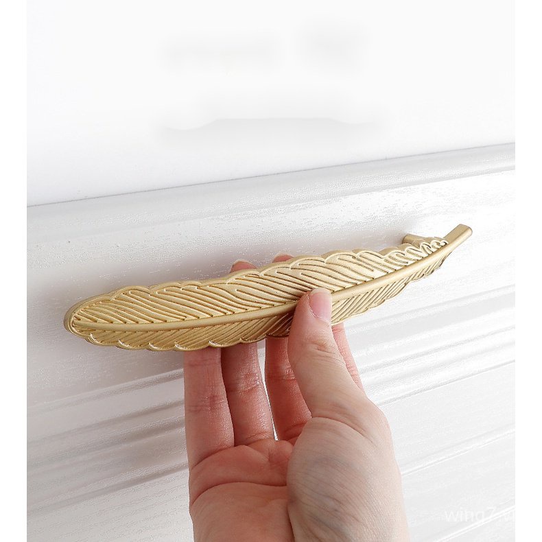 WING7 Tay nắm ngăn kéo tủ bằng đồng thau màu vàng sáng tạo