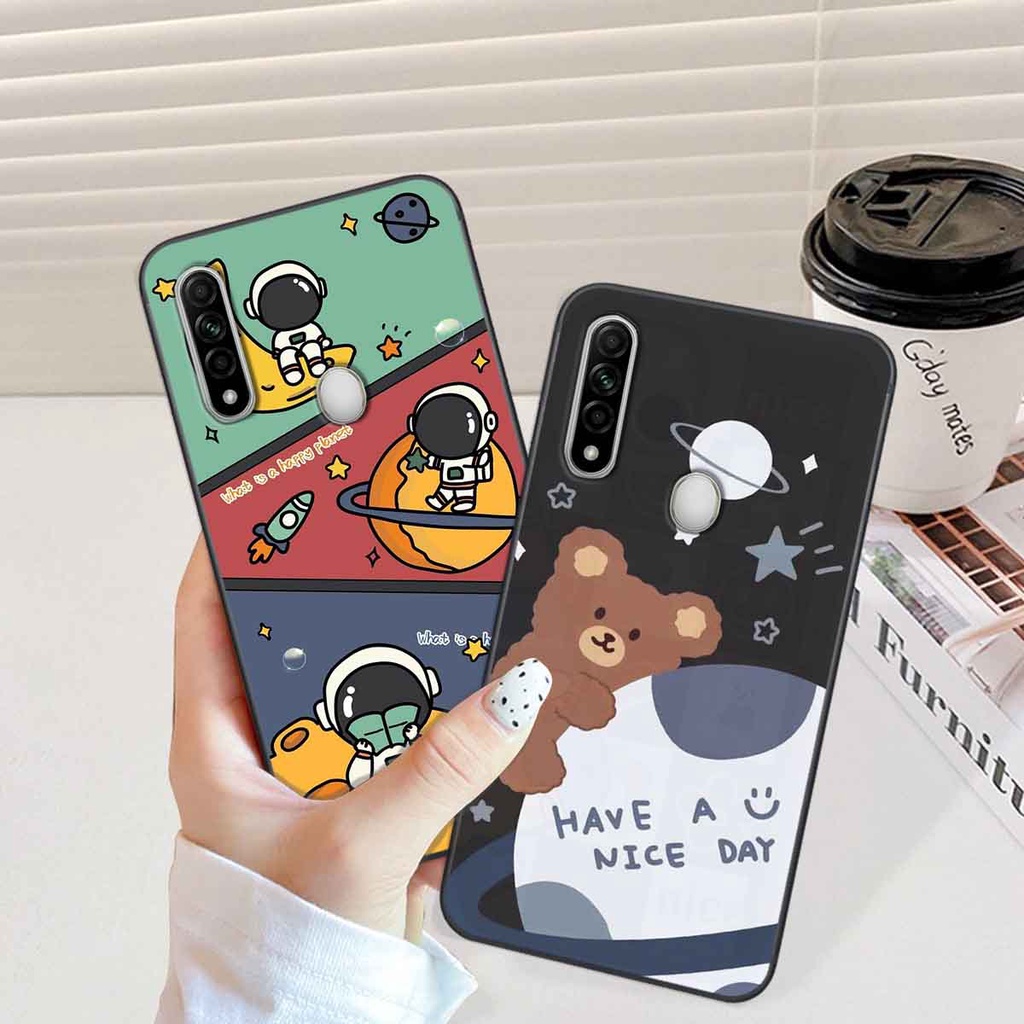 Ốp Oppo A31 in hình vũ trụ, phi hành gia bầu trời cute dễ thương