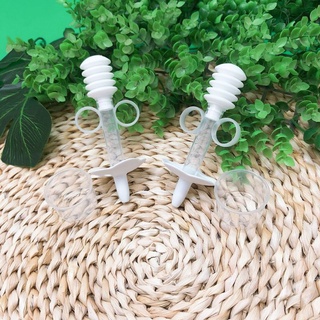 Dụng cụ bơm sữa, bơm thuốc cho bé