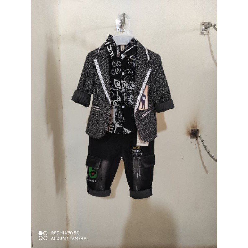 Combo quần jean bé trai 33kg