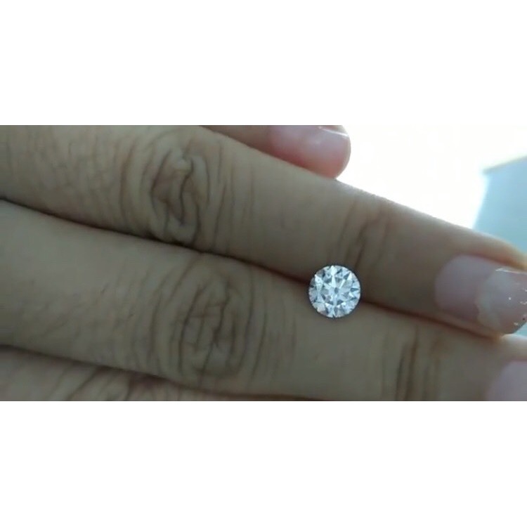 Kim cương nhân tạo Mỹ Moissanite cao cấp 5.0mm