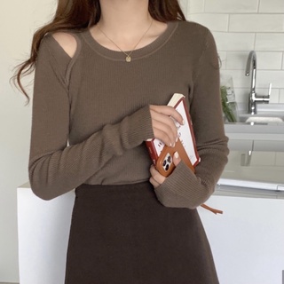 Áo len cut out